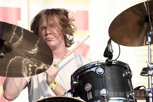 PALMA VIOLETS - 2013-07-18 - PARIS - Parvis de l'Hotel de Ville - Will Doyle